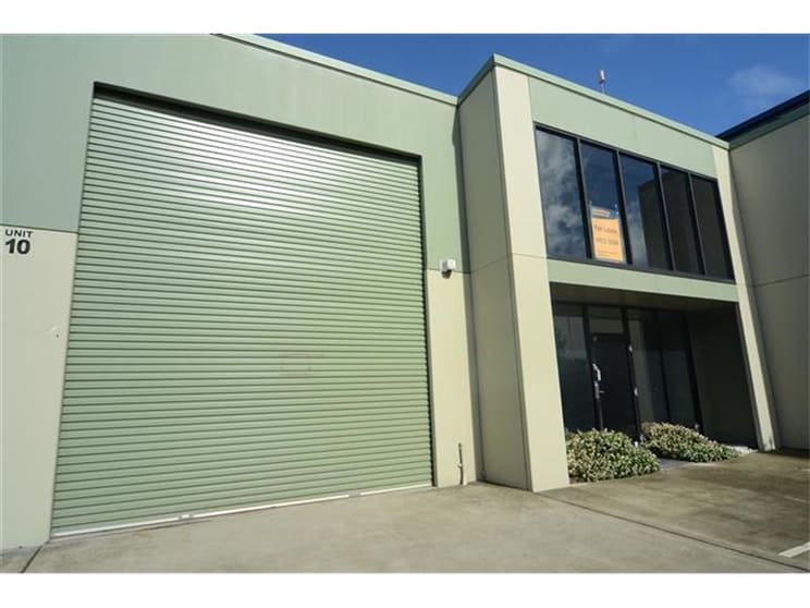 Click to view all images Unit 10/5 Friesian Close Sandgate NSW 2304 - Image 1