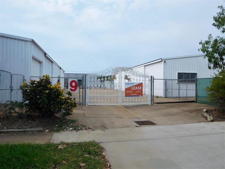 Click to view all images Unit 1 and/9 Travers Street Coconut Grove NT 0810 - Image 1