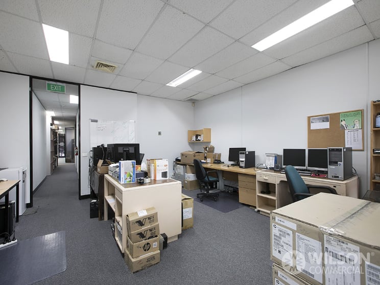 Click to view all images Ground Floor 204-206 Balaclava Road Caulfield North VIC 3161 - Image 3