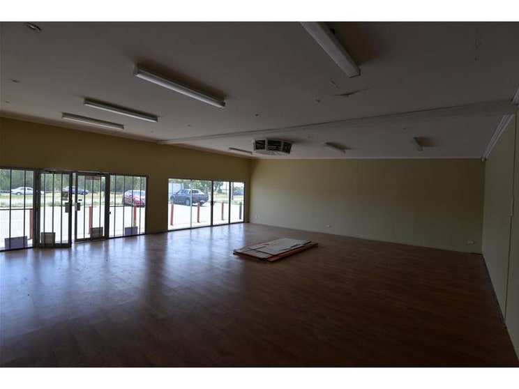 Click to view all images Shop 5, 1189 Main North Road Pooraka SA 5095 - Image 3