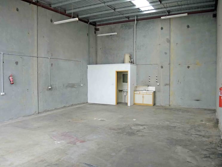 Click to view all images 4/135 Somerset Road Campbellfield VIC 3061 - Image 2