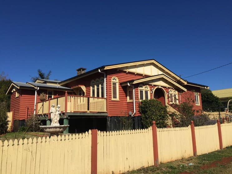 Click to view all images 2 Aubigny Street East Toowoomba QLD 4350 - Image 1