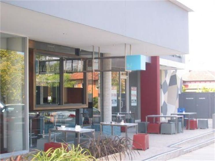 Click to view all images 3 Shop 3, 1-3 Carre Street Elsternwick VIC 3185 - Image 1
