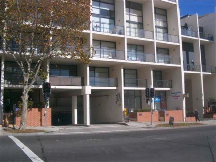 Click to view all images 5 Carrilon Avenue Newtown NSW 2042 - Image 1