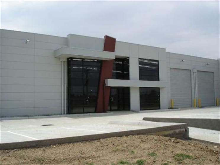 Click to view all images 1 Lot Hallam VIC 3803 - Image 1