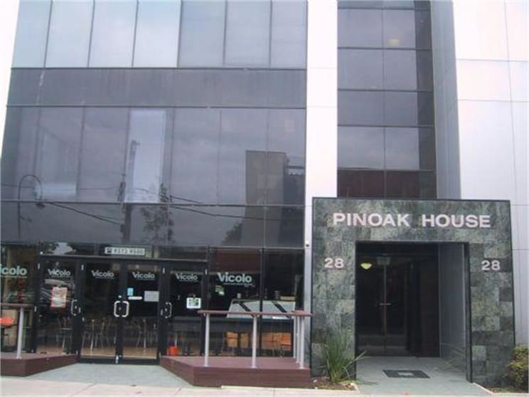 Click to view all images 28 Young Street Moonee Ponds VIC 3039 - Image 1