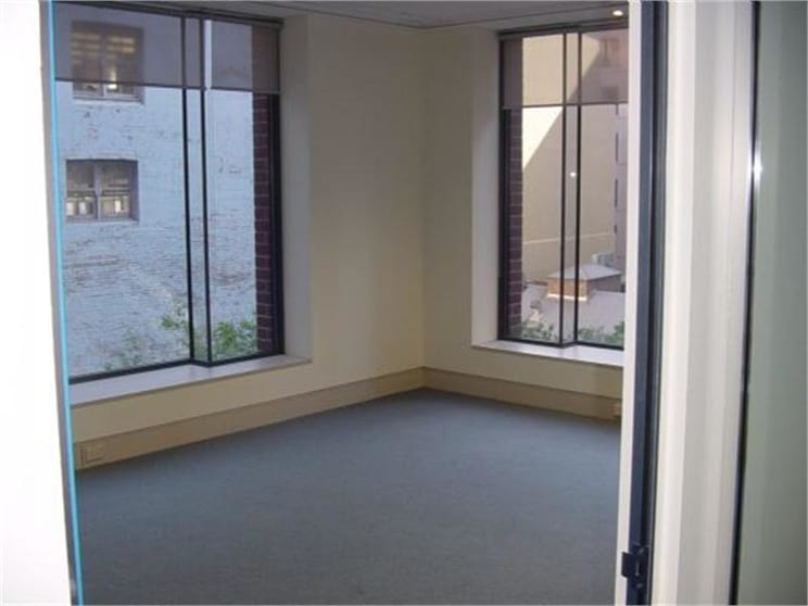Click to view all images 401/117 York Street Sydney NSW 2000 - Image 2