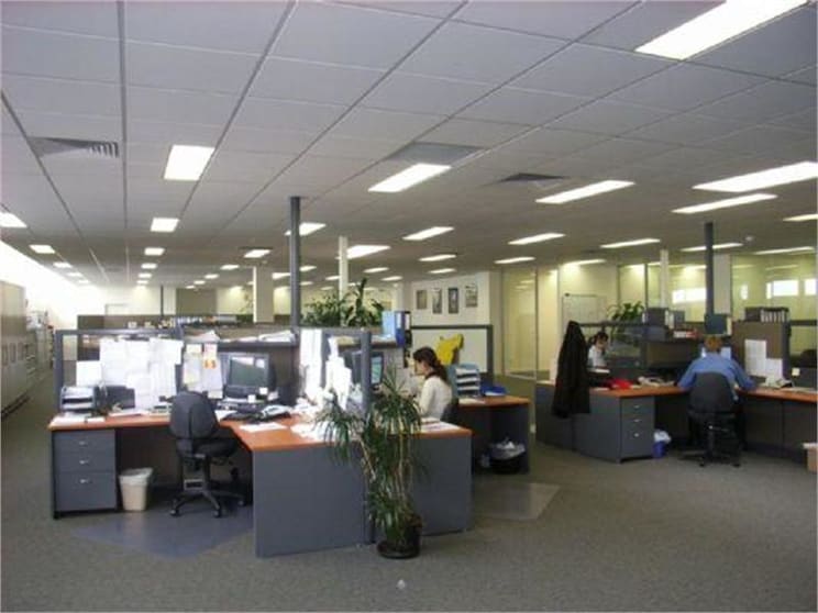 Click to view all images South Melbourne VIC 3205 - Image 2
