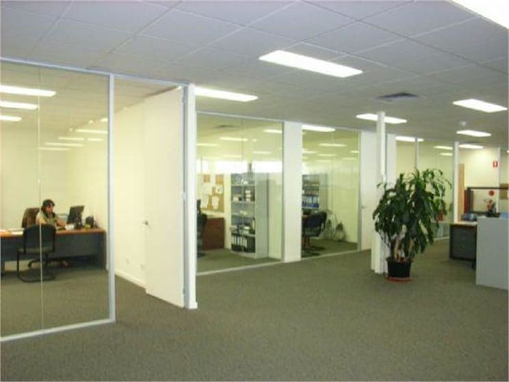Click to view all images South Melbourne VIC 3205 - Image 3