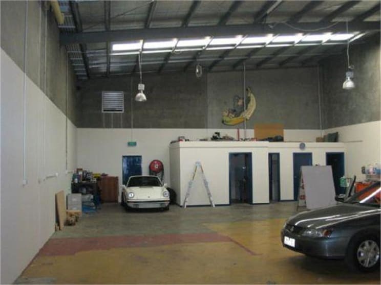 3/490 Mahoneys Road Thomastown VIC 3074 - Image 3