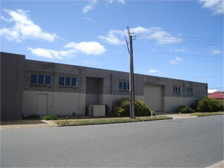 Click to view all images 978 Port Road Albert Park SA 5014 - Image 2