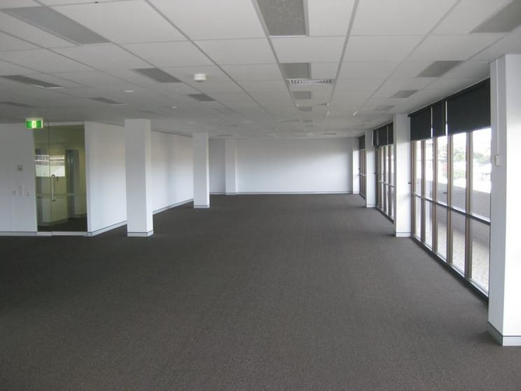 Click to view all images Milton QLD 4064 - Image 3