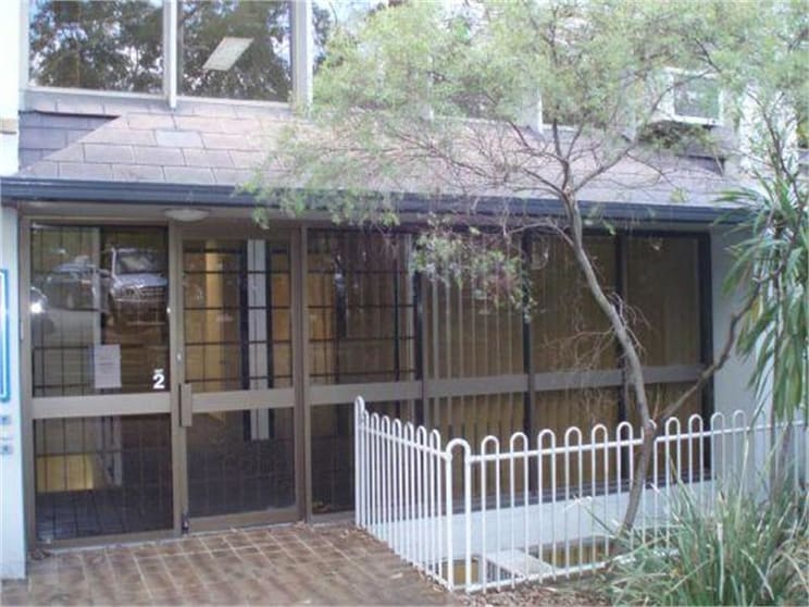Click to view all images 2/1-3 The Postern Castlecrag NSW 2068 - Image 1