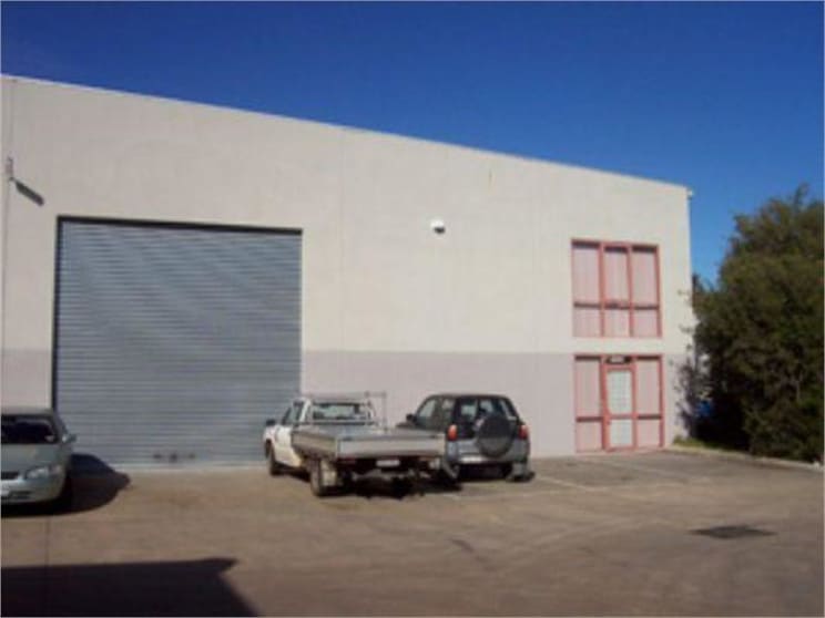 Click to view all images Kilsyth VIC 3137 - Image 1