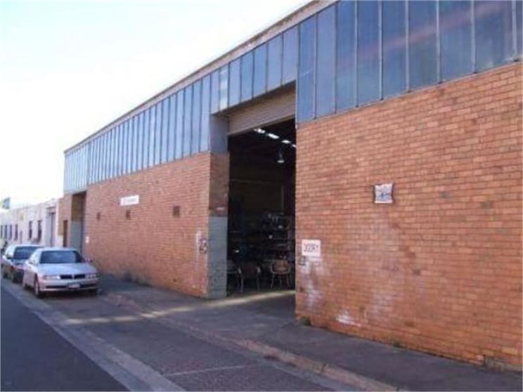 Click to view all images 23 Kolora Road Heidelberg West VIC 3081 - Image 3