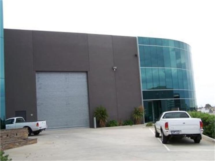 Click to view all images 98A Bell Street Preston VIC 3072 - Image 2