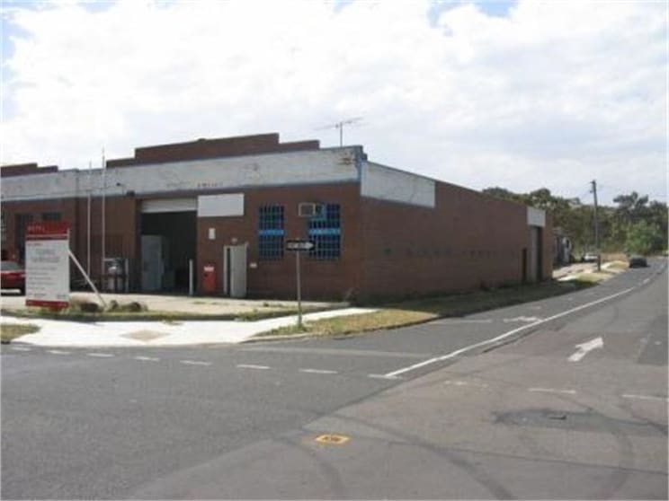 Click to view all images 21 Northern Road Heidelberg West VIC 3081 - Image 2