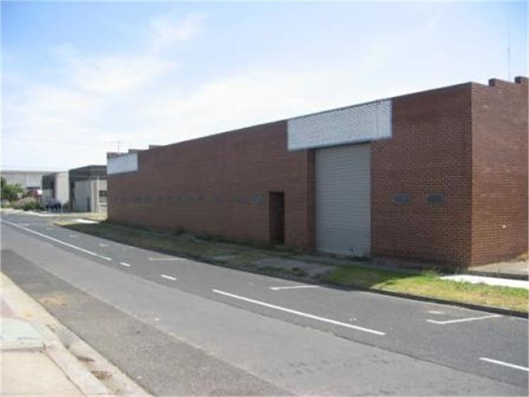 Click to view all images 21 Northern Road Heidelberg West VIC 3081 - Image 3
