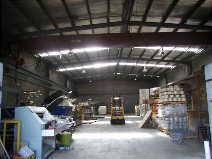 Click to view all images 6 Fink Street Preston VIC 3072 - Image 2