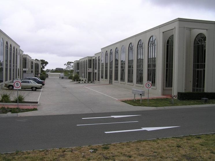 Click to view all images Factory 13/634 - 644 Mitcham Road Mitcham VIC 3132 - Image 2