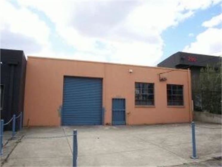 Click to view all images 268 Raglan Street Preston VIC 3072 - Image 2