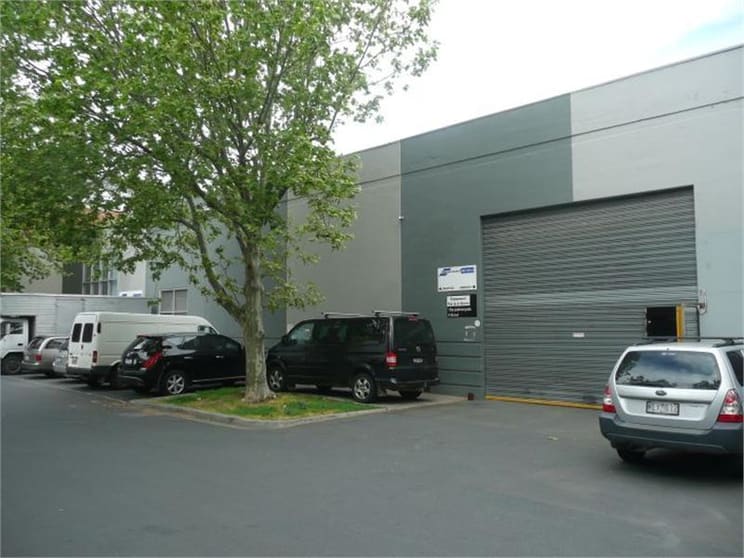 Click to view all images 16a Palmer Pde Richmond VIC 3121 - Image 2