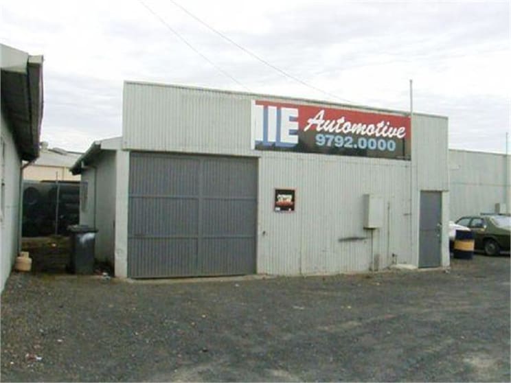 Click to view all images Unit 2, 131 Greens Rd Dandenong VIC 3175 - Image 1