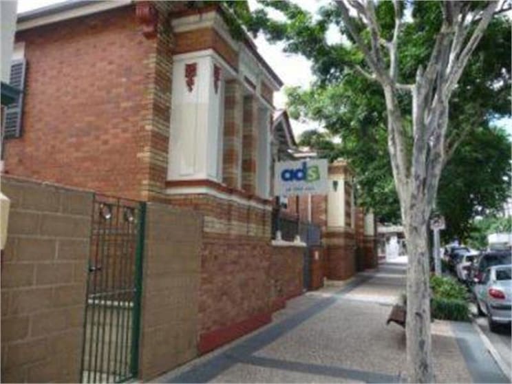 Click to view all images South Brisbane QLD 4101 - Image 1
