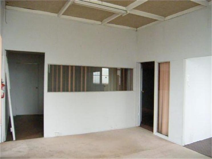 21 Patrona St Dandenong VIC 3175 - Image 2