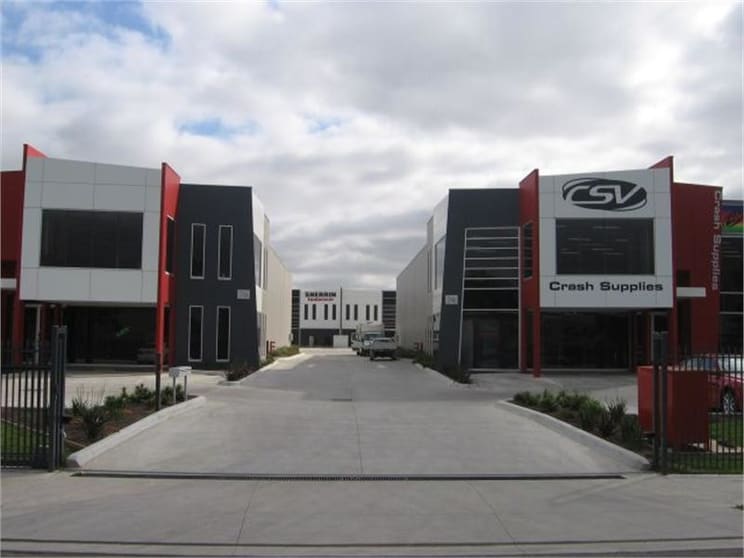 Click to view all images Dandenong VIC 3175 - Image 1