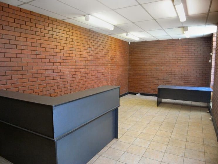 Unit 1/113 President Street Welshpool WA 6106 - Image 3