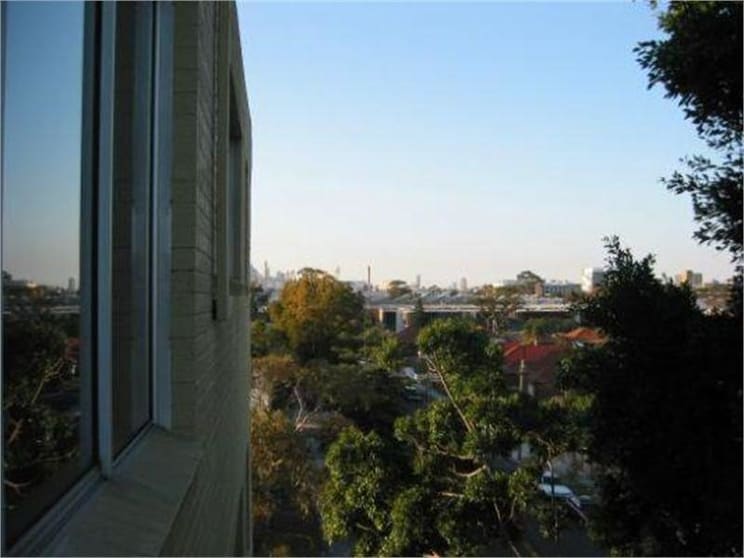 Click to view all images 304/414 Gardeners Road Rosebery NSW 2018 - Image 2