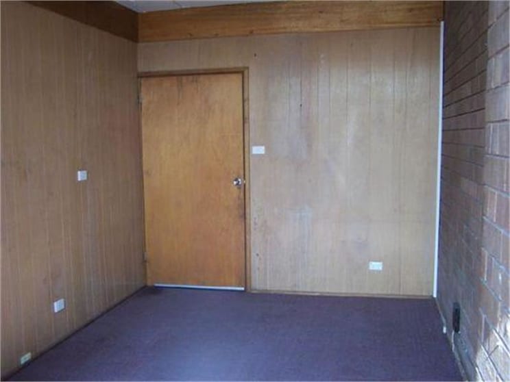 Click to view all images 1/14 Aileen Avenue Heidelberg West VIC 3081 - Image 3