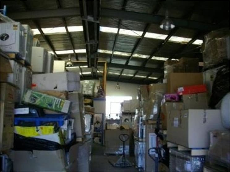 Click to view all images 292c Boundary Road Dingley VIC 3172 - Image 2
