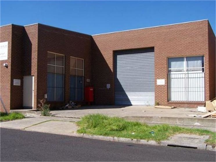 Click to view all images 2/69 Crissane Road Heidelberg West VIC 3081 - Image 1