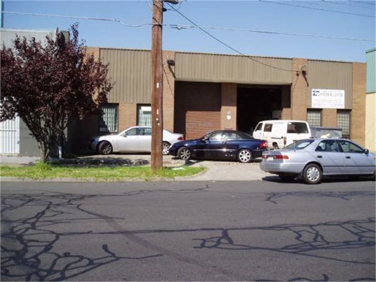 39 Raglan Street Preston VIC 3072 - Image 2