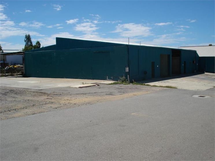 Click to view all images 101 Ewing Street Welshpool WA 6106 - Image 1