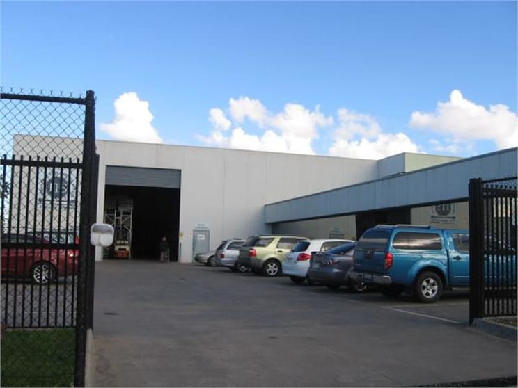 Click to view all images Dandenong VIC 3175 - Image 1