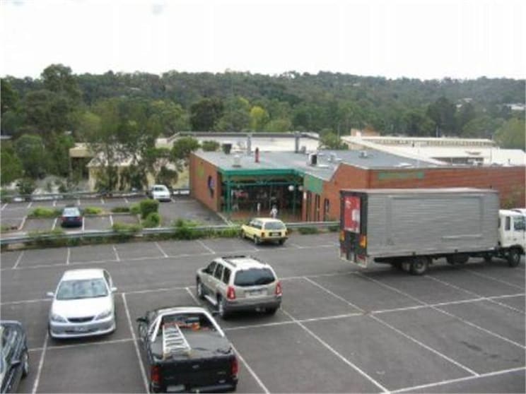 Click to view all images 2/23Dudley Street Eltham VIC 3095 - Image 3