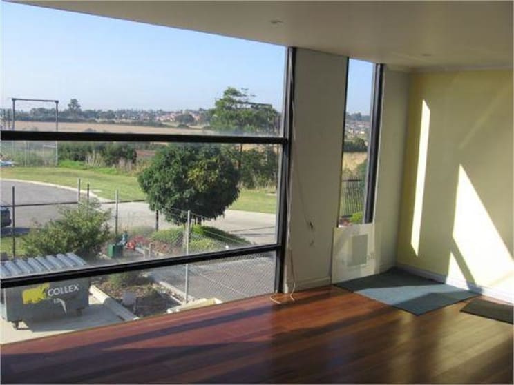 2, 4-6 Len Thomas Place Narre Warren VIC 3805 - Image 2