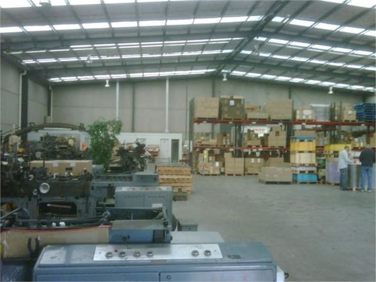 13 Commercial Drive Dandenong VIC 3175 - Image 2