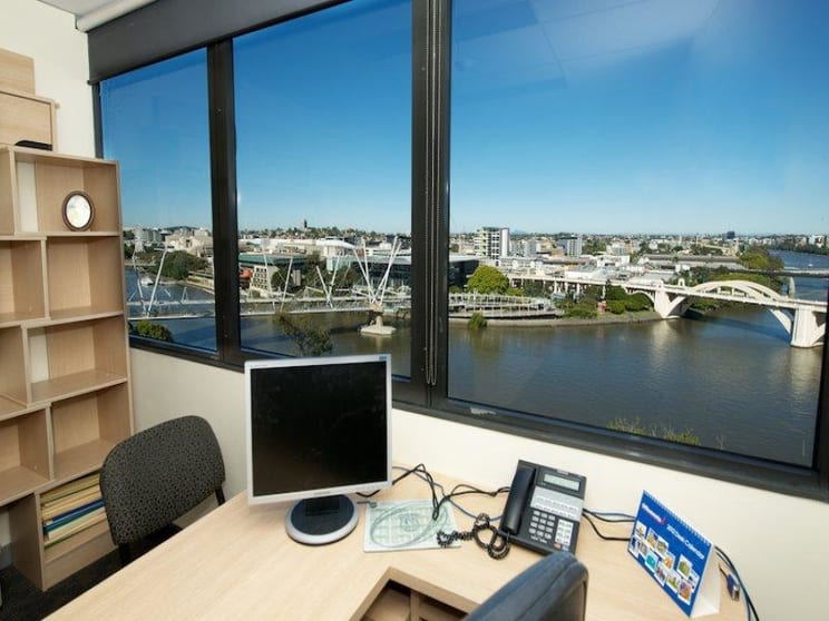 Click to view all images Brisbane City QLD 4000 - Image 2