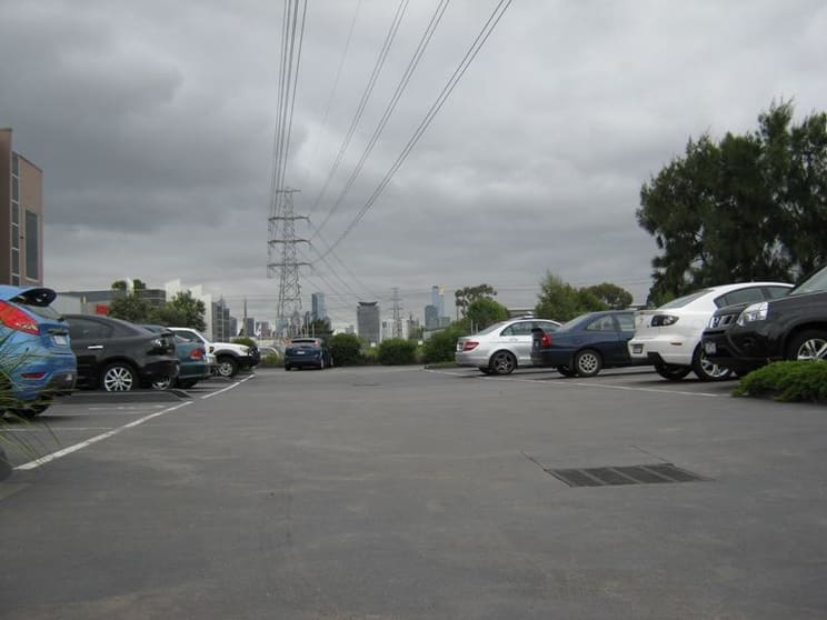 Click to view all images 1B/4 Rocklea Drive Port Melbourne VIC 3207 - Image 3