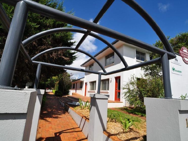 Click to view all images 1/136-140 Russell Street Toowoomba City QLD 4350 - Image 1