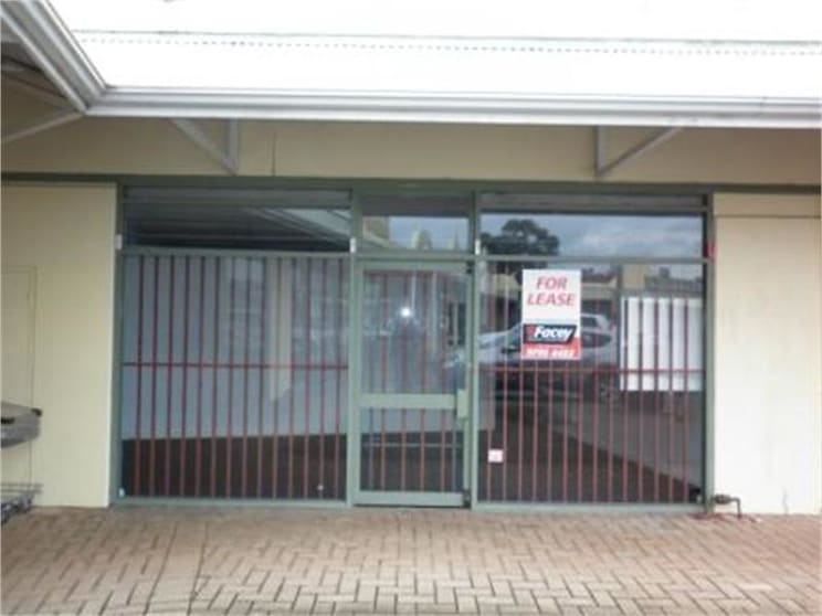 Click to view all images 4/6 Rebound Court Narre Warren VIC 3805 - Image 2