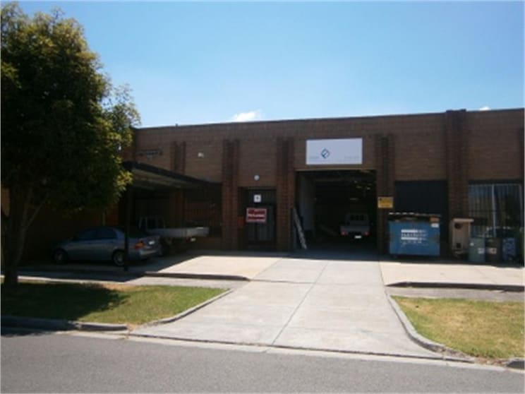 Click to view all images 12 Fink Street Preston VIC 3072 - Image 1