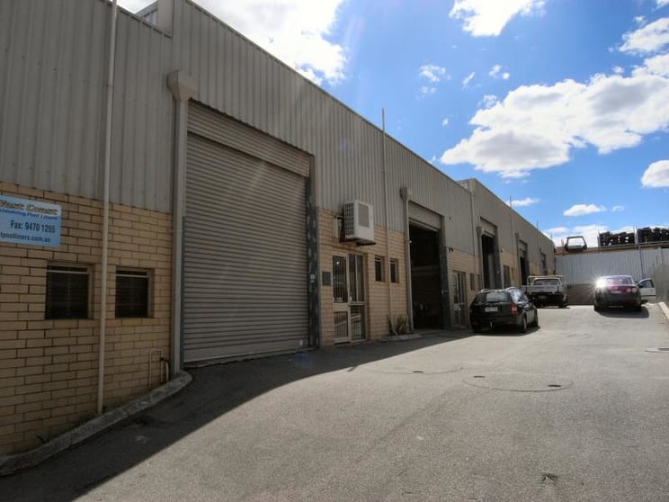 Click to view all images Unit 3/236 Star Street Welshpool WA 6106 - Image 1