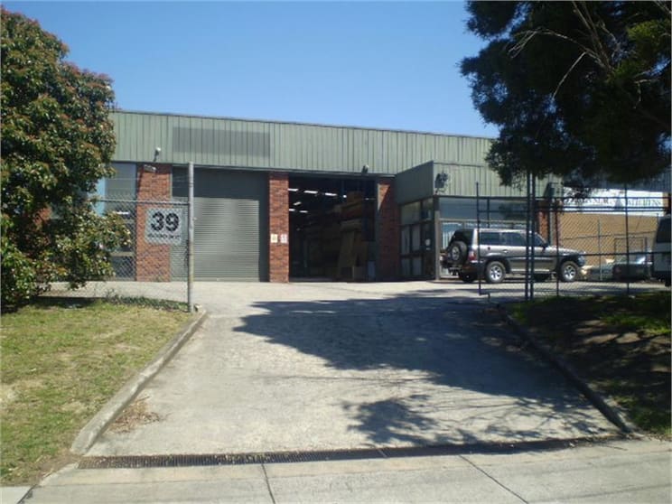 39 Holloway Drive Bayswater VIC 3153 - Image 1