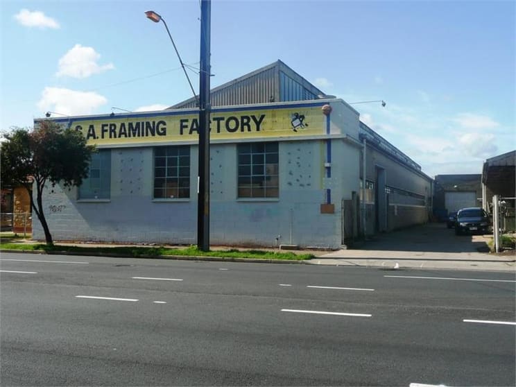 Click to view all images 77 Tapleys Hill Road Hendon SA 5014 - Image 1
