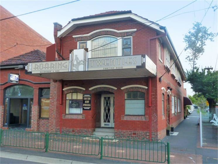 Click to view all images 131 Buckley Street Essendon VIC 3040 - Image 1
